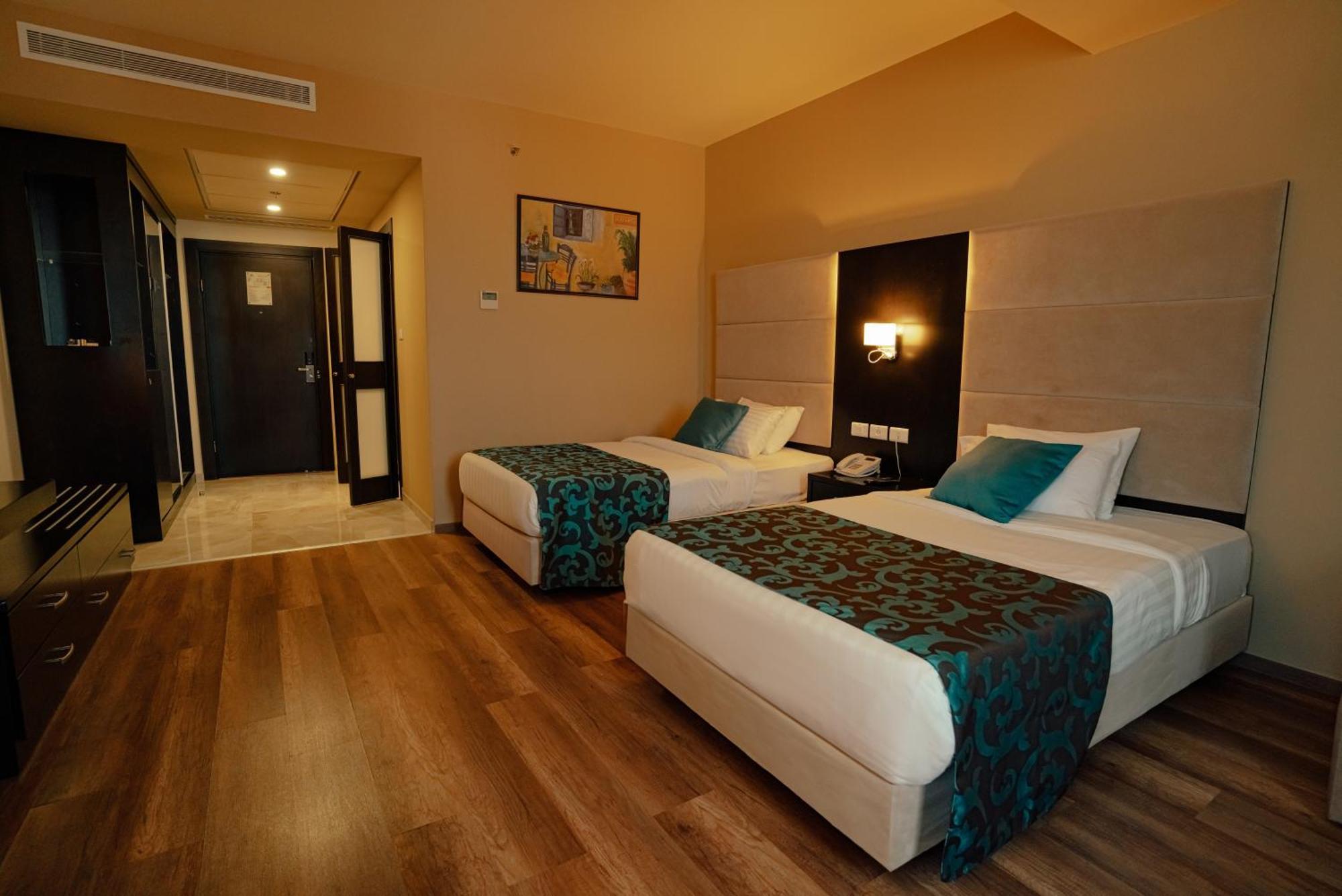 Carmel Hotel Ramallah Exterior photo